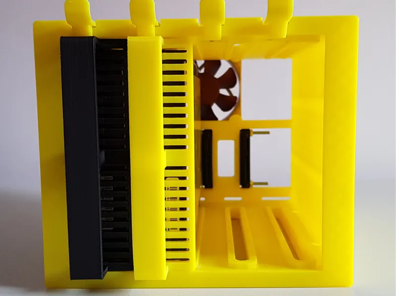 JBOD HDD cage enclosure for optical disc bay