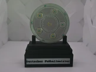 Bundesliga Pokal mit Base "Custom"