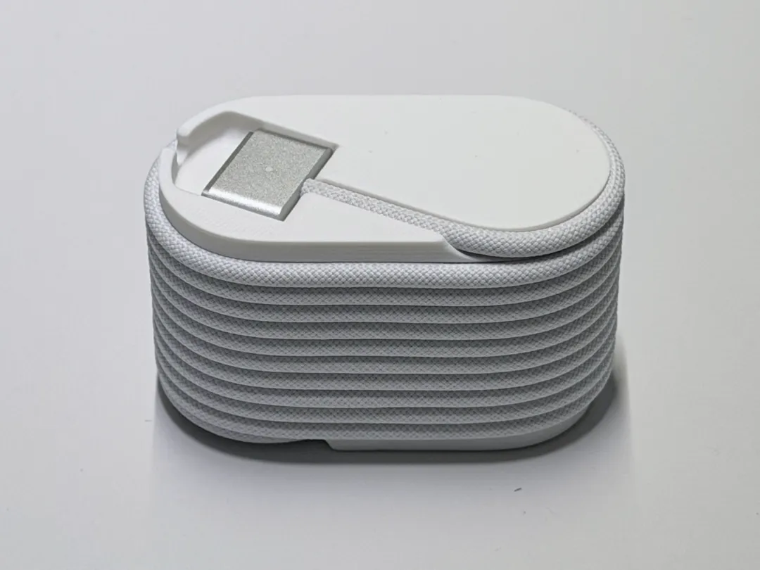 MacBook MagSafe 3 Organizer - Home - PLA - 3D printed product