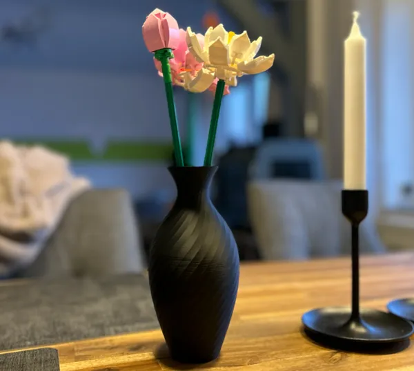 Vase pour fleurs en briques à assembler