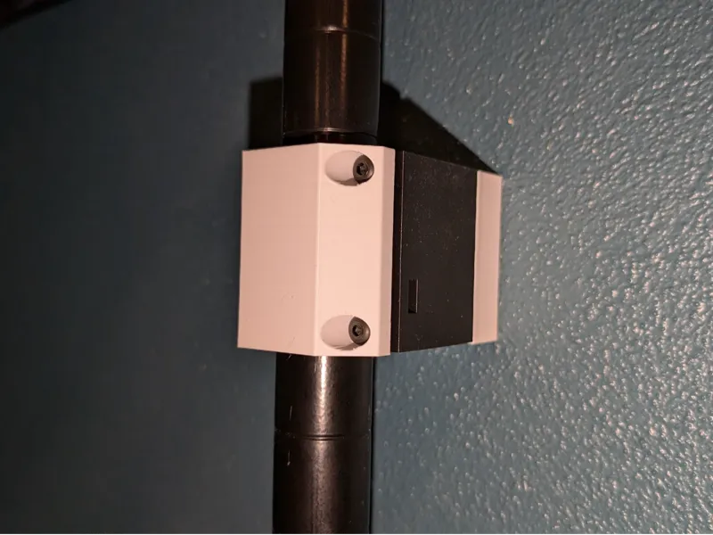 1" Wire Shelf Wall Anchor