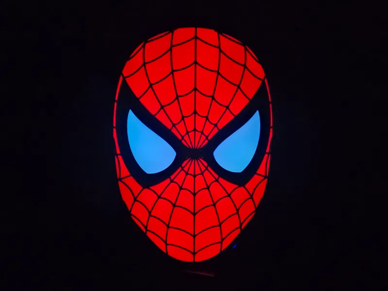 Spider-man face Lightbox