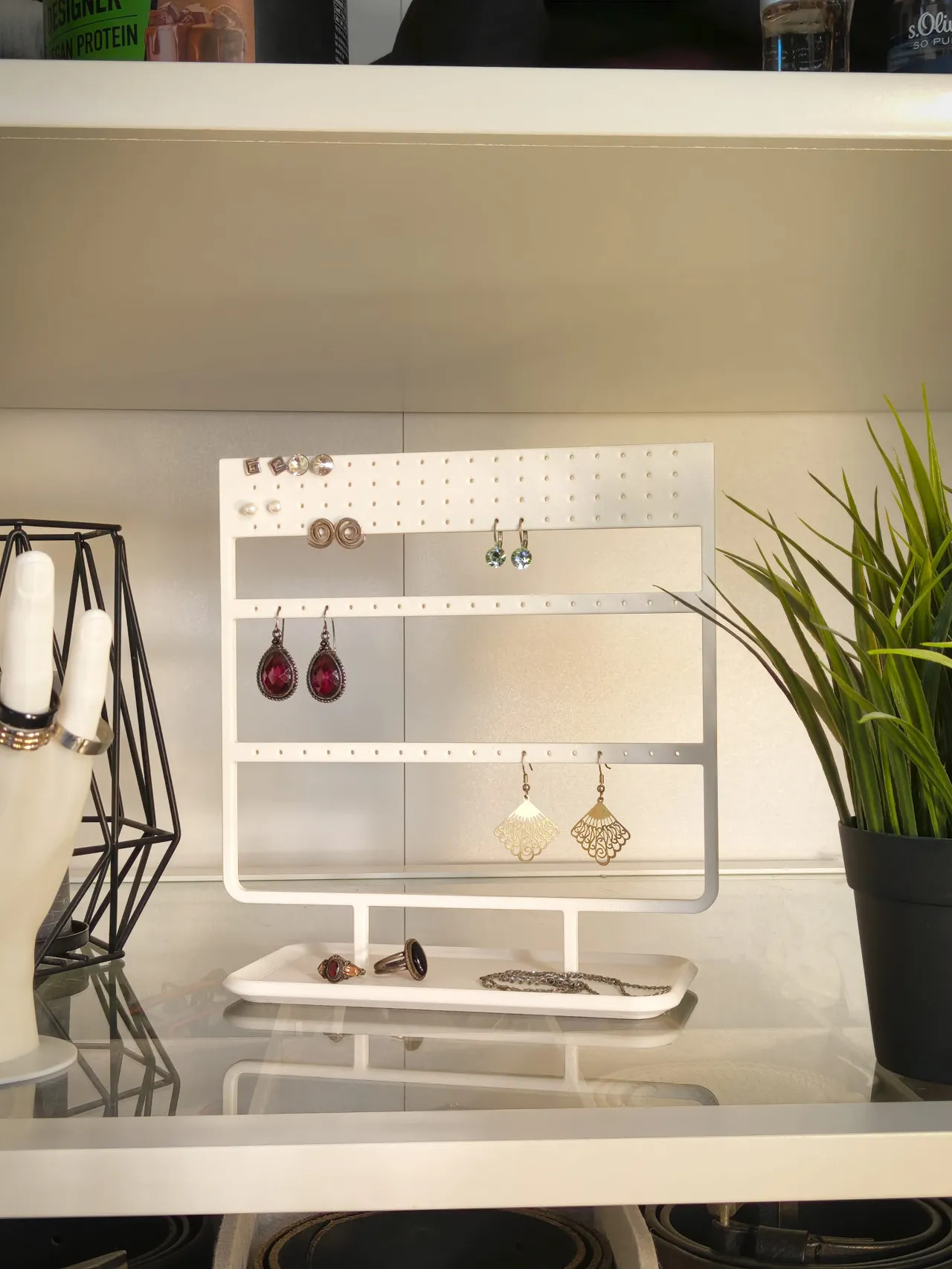 Aurum Tower – Jewelry & Earring Stand view 2