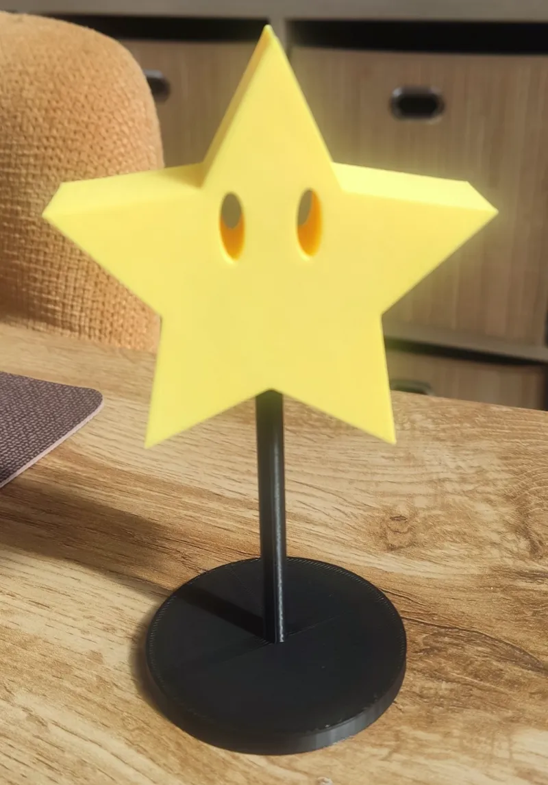 Etoile Mario avec socle