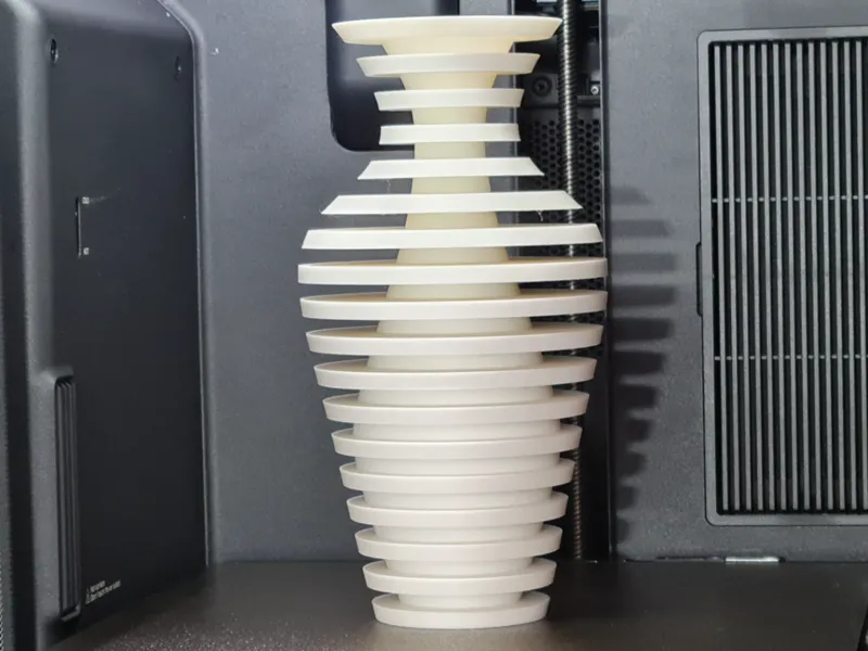Illusionsvase 200mm aus Einzelteilen , easy print