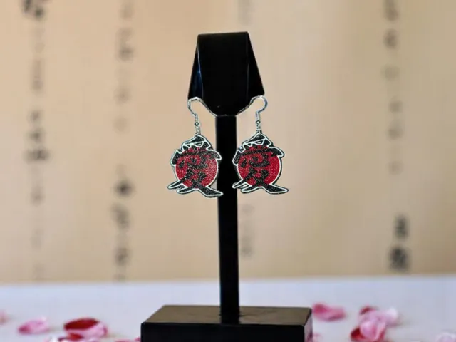 Kanji love earrings