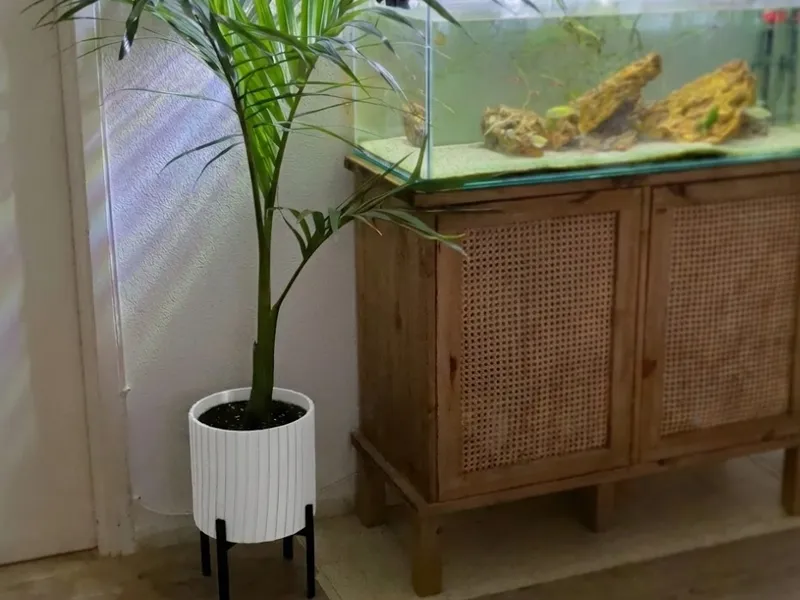 Modern Ribbed Planter XL (240cm) Elevated Stand