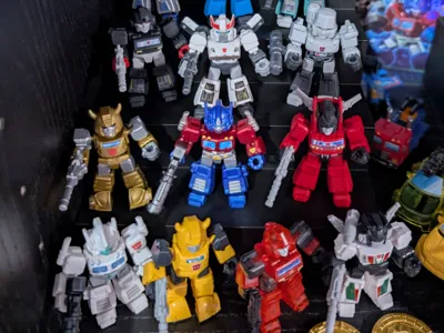 Display stand for Blokees Defender Series