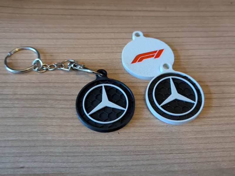 Mercedes (AMG F1) Keychain with Hexagon pattern