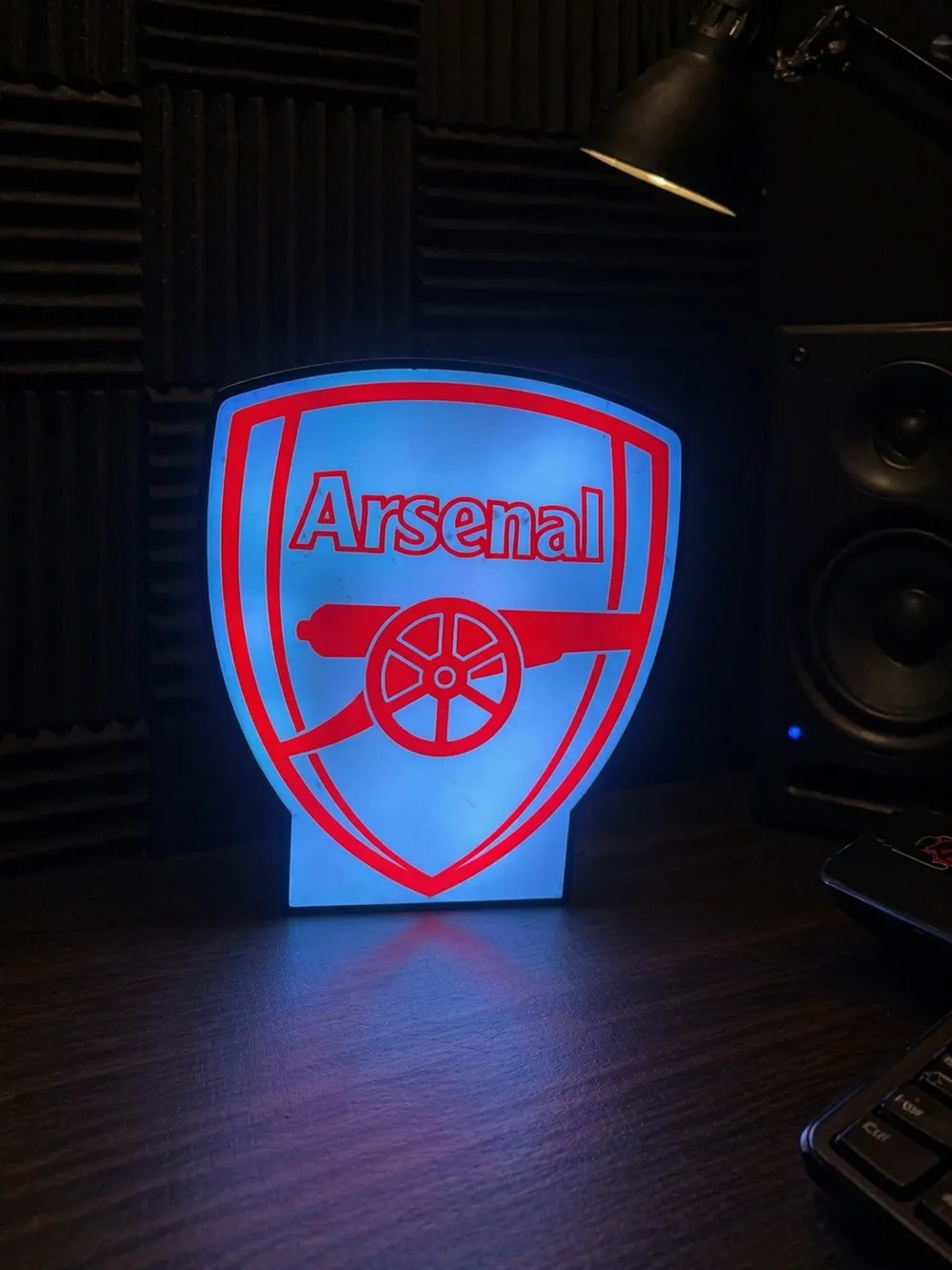 Arsenal-Inspired LED Light Box - Free 3D Print Model - MakerWorld