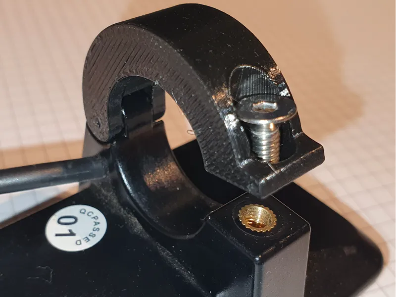 Zundapp Z810 Ananda D13 LCD computer clasp fix