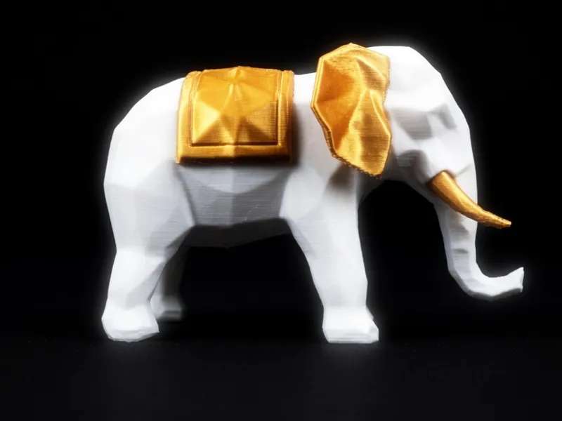 Elefante Origami en Blanco y Oro
