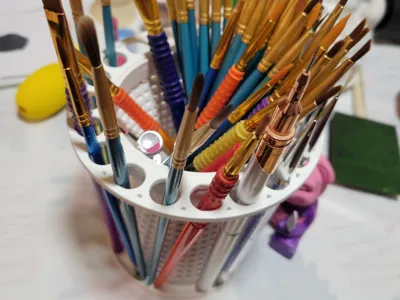 Paintbrush holder