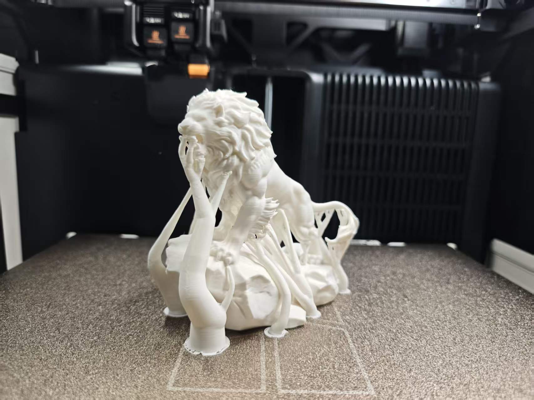 Miniatura 2 do modelo 3D 雄狮