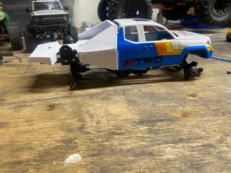 TRX4M flad bed- shock relocation 