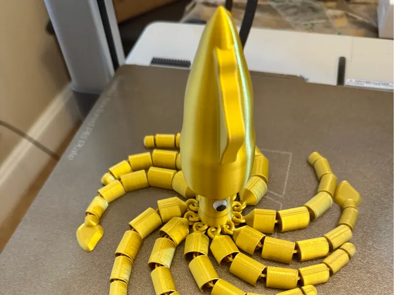 Articulated Giant Squid