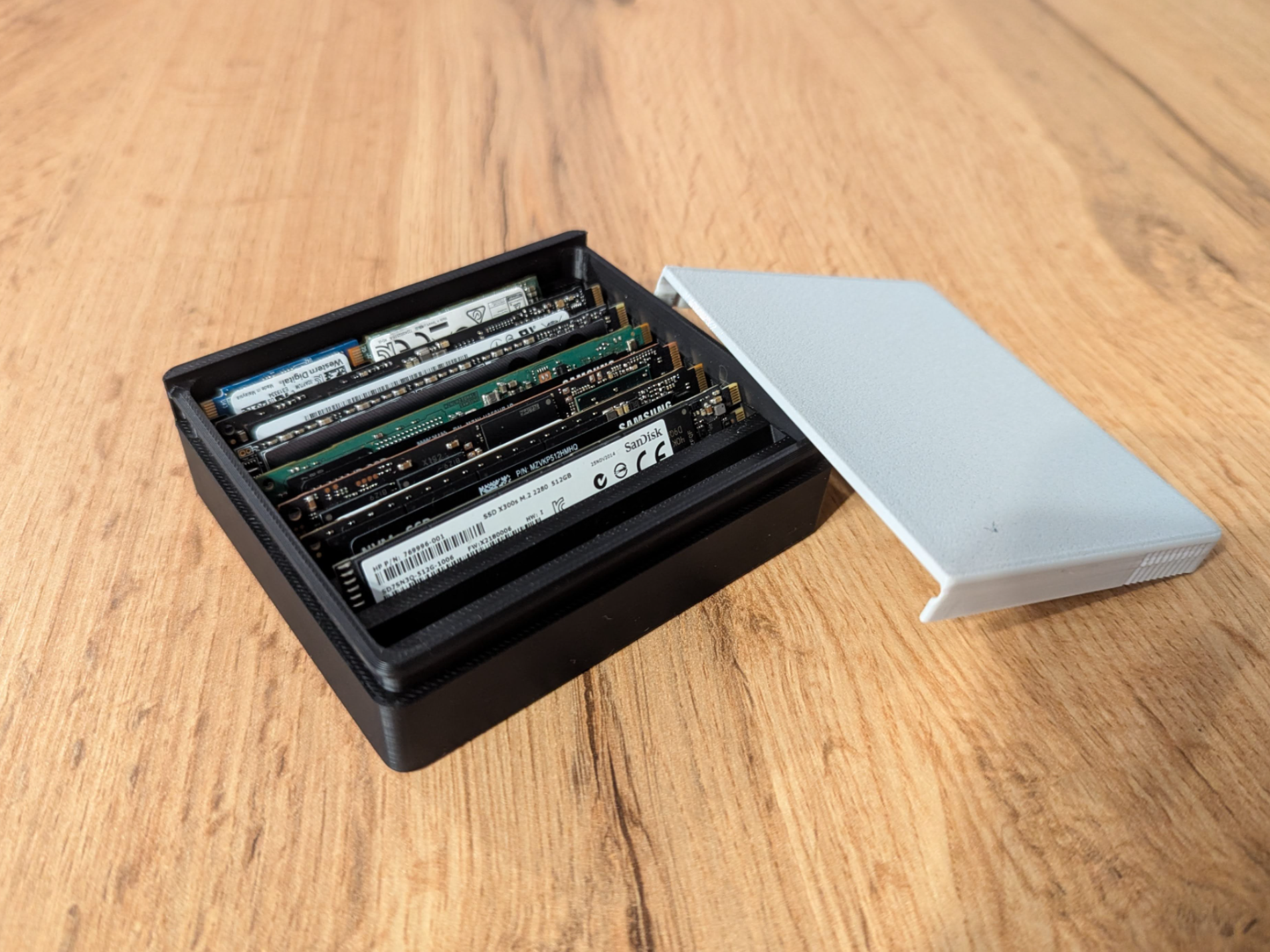 Storage Box for M.2 SSD's – Slide Lid with Lock
