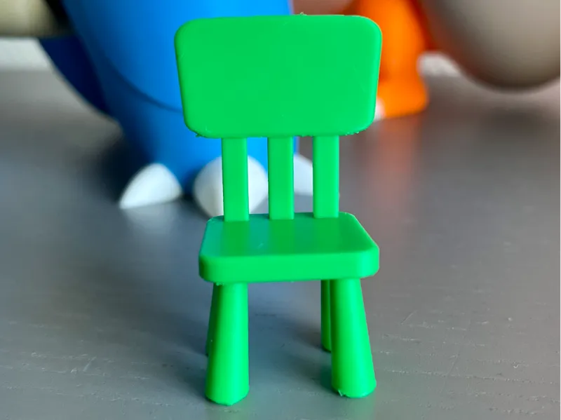 Swedish doll house chairs - 1:12