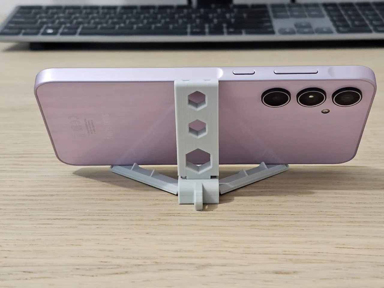 Foldable phone stand (automatic arms) view 2