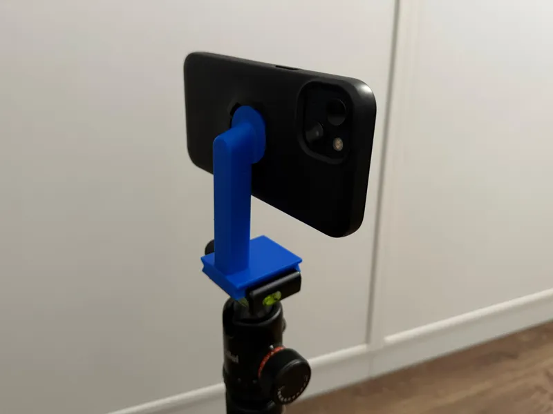 Quad Lock to Tripod Adapter (Rollei C5i)