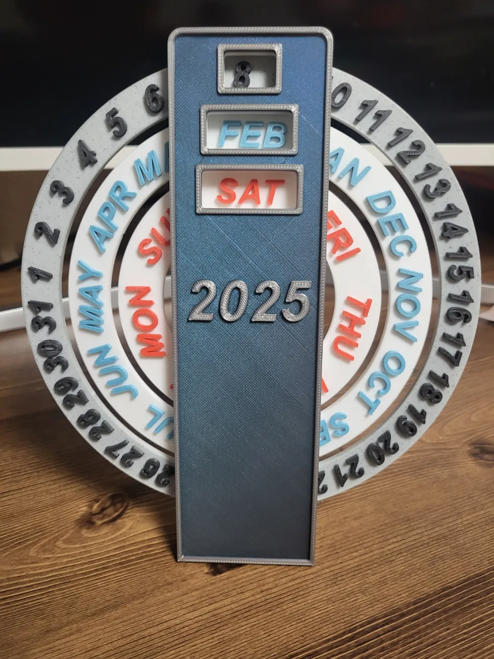 ROTARY CALENDAR 2025 - Free 3D Print Model - MakerWorld