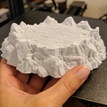 Figura decorativa: Circular Mountainous Base For Diorami & Figure — vista de referencia 4