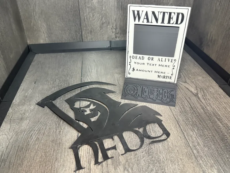 One Piece Wanted Desk Frame