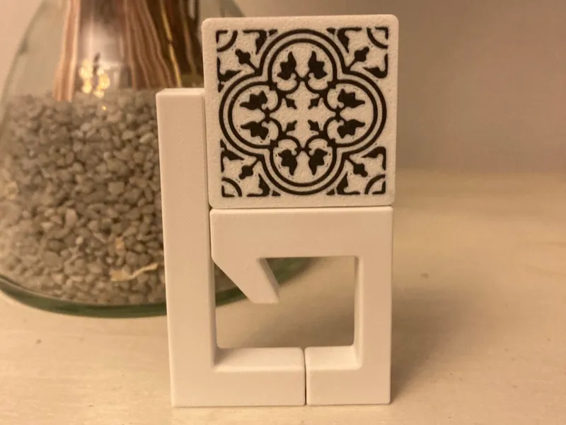 Tile table bag hanger