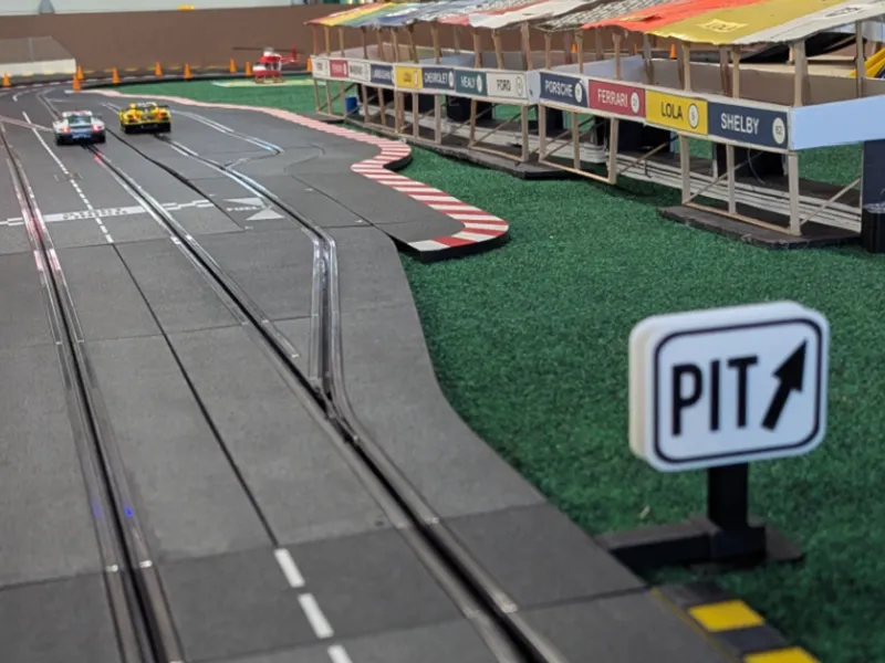 Carrera 1:32 PIt Sign