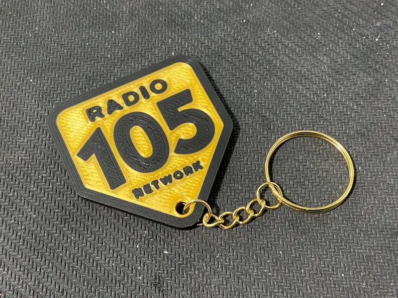 Radio 105 keychain
