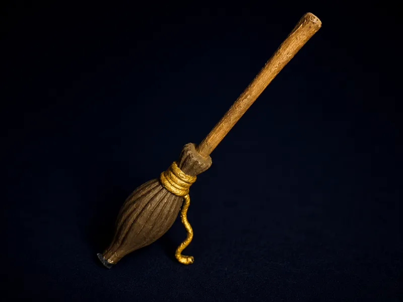 Flying Broom