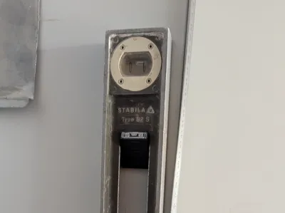 Magnetic Water Level Holder
