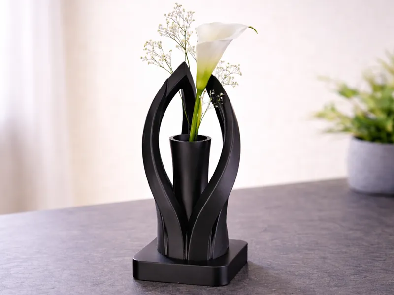 Modern Sculptural Vase – Minimalist Flower Vase
