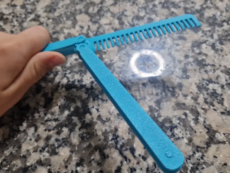 Cuchillo mariposa peine 2V