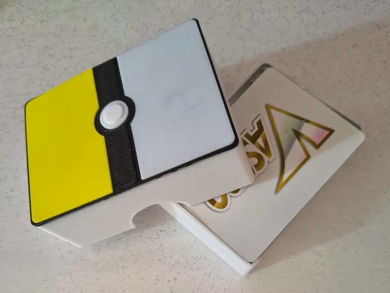Contenitore per carte Pokemon