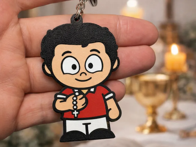 Chaveiro São Carlo Acutis – Estilo Cartoon