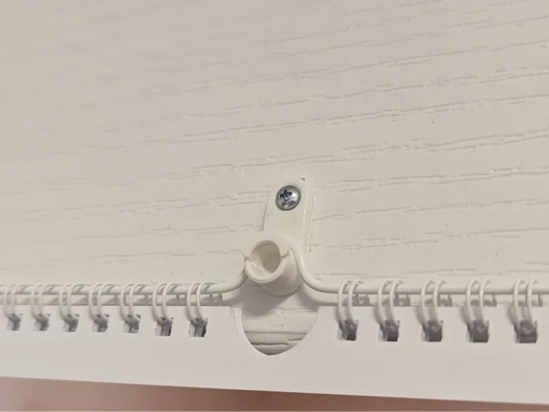Small wall/door hook for calendar