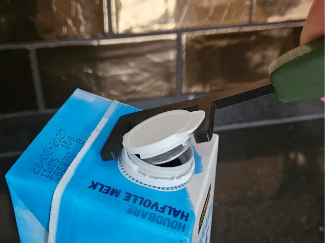 carton opener 