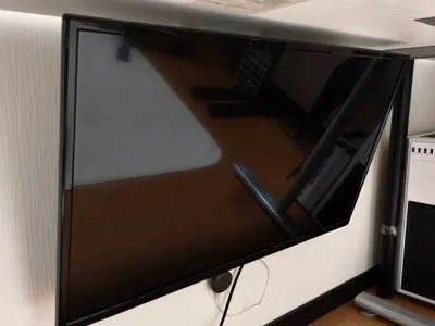 TV hanging