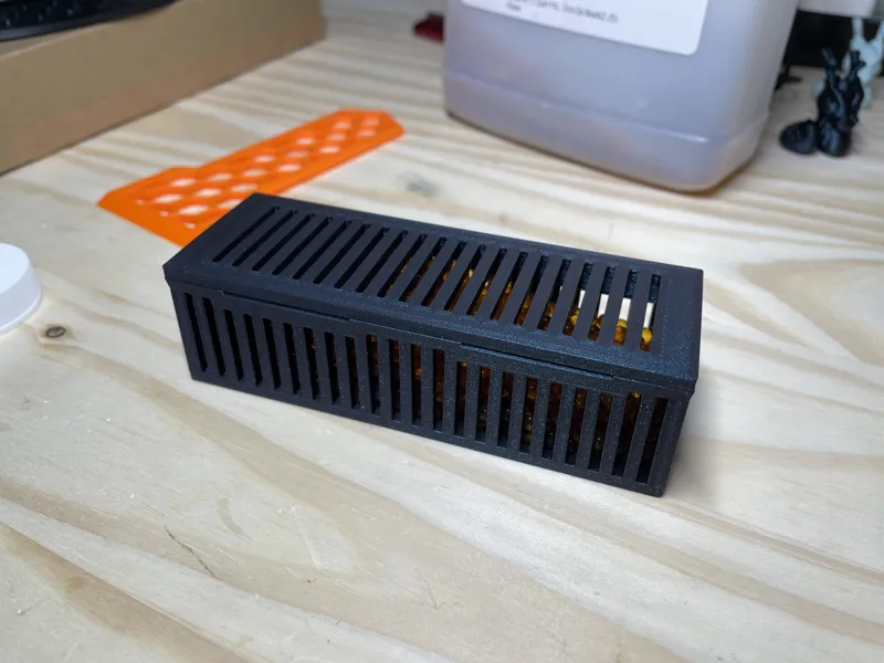 Sturdy Desiccant Box (+ P1P model)