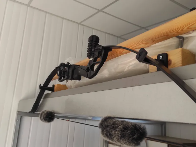 Curved Bow hooks hanger