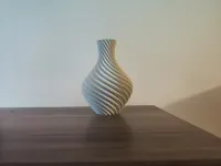 Vase Vento — silhouette en spirale — photo 3
