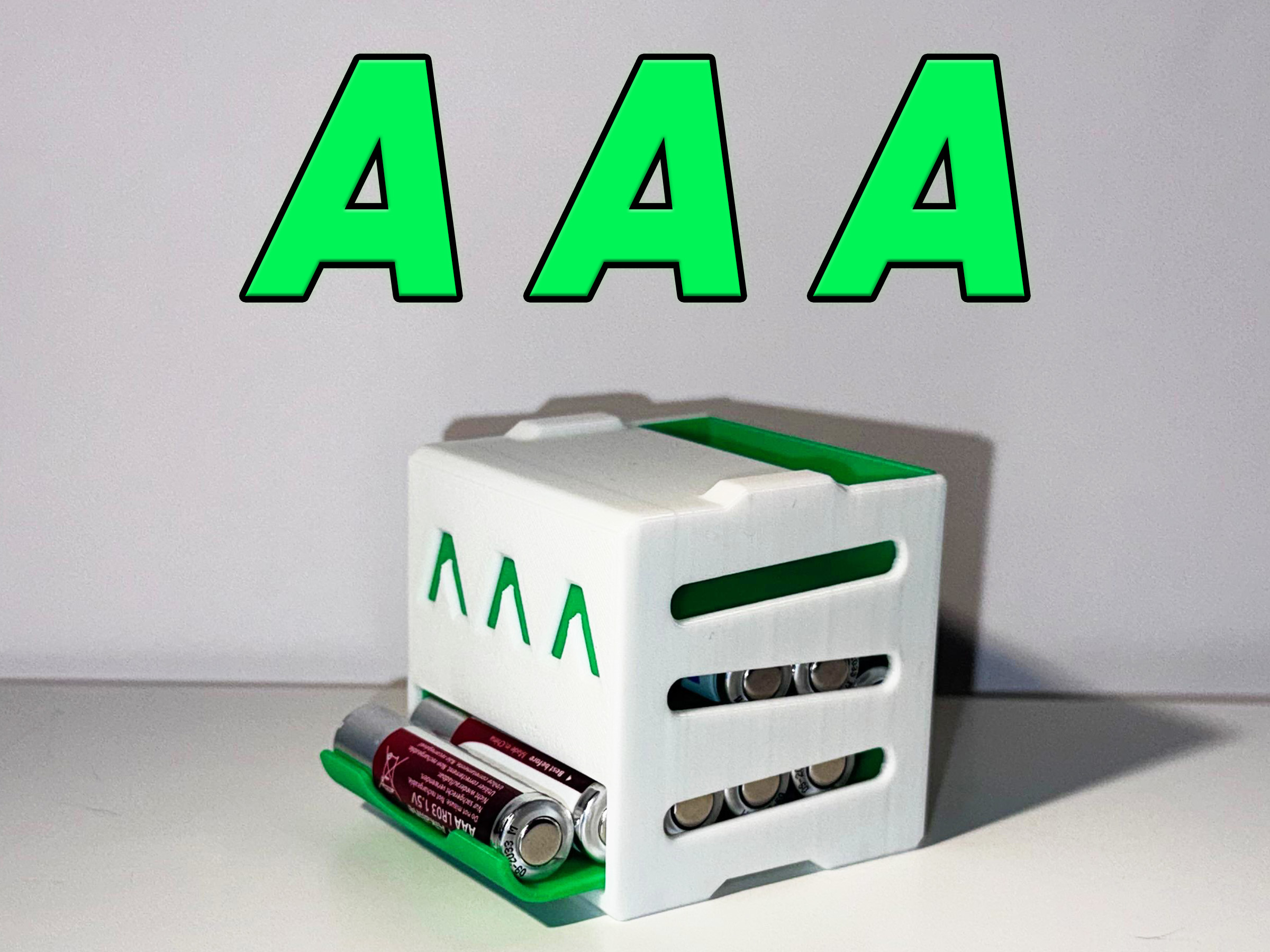 Miniatura 2 do modelo 3D Stackable Battery Rack AA & AAA