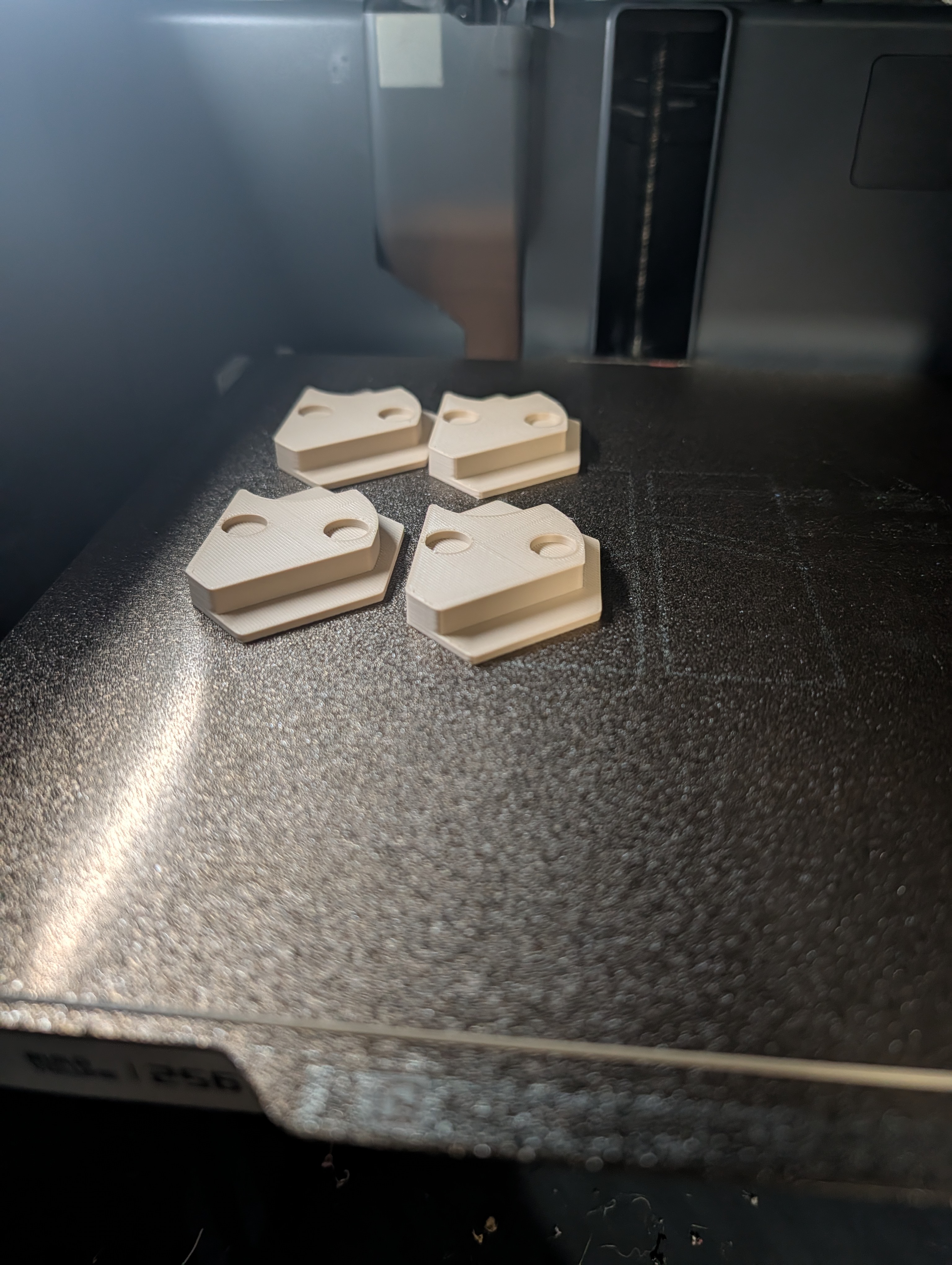 Miniatura 2 do modelo 3D Magnetic Seam Guide