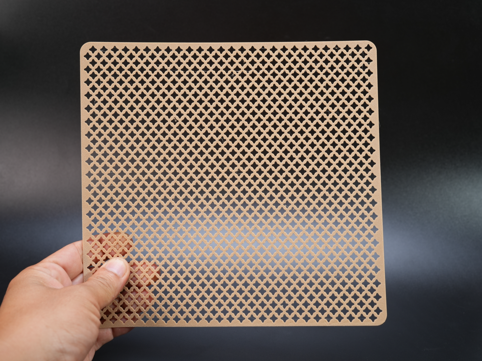 Geometric Quatrefoil Pattern Mesh Panel