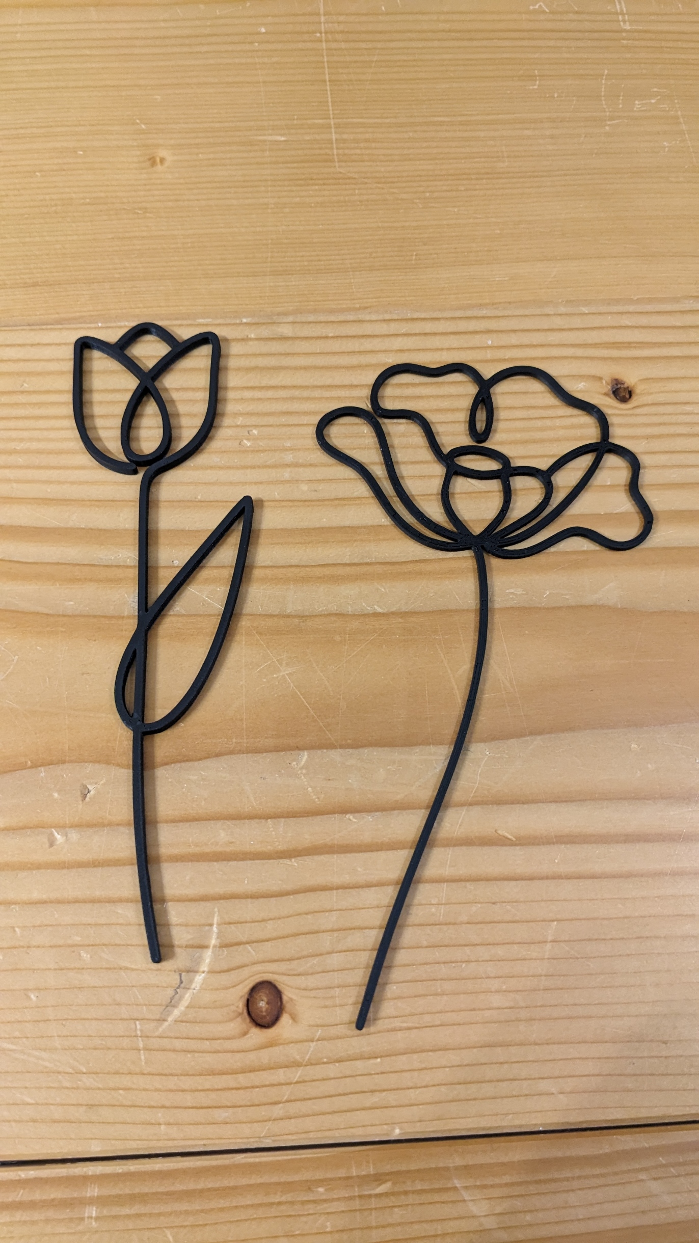 Miniatura 2 do modelo 3D Minimalist Wire Flowers -  Vase Decor 
