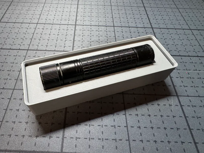 Gridfinity Fenix E11 flashlight