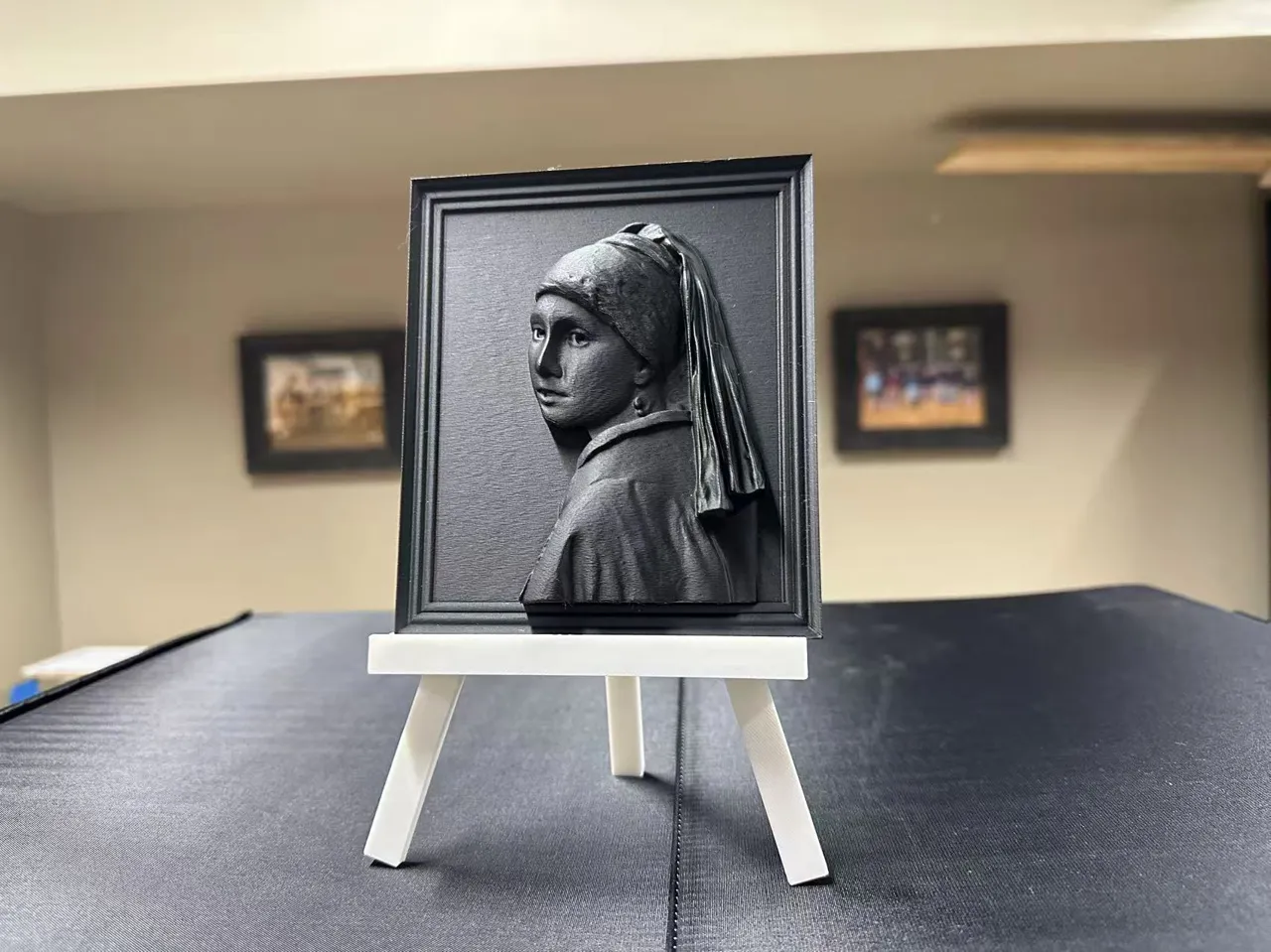 The Girl with the Pearl Earring view 3