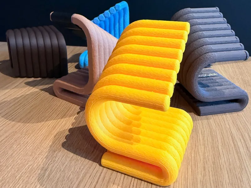 Watch display stand "PipeForm"