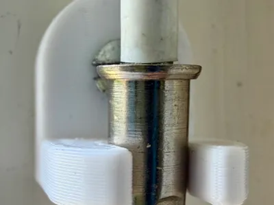 Blind rod holder